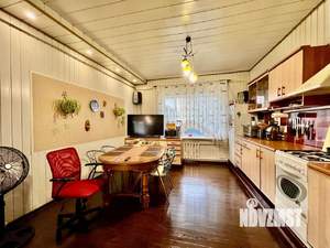 Дом 175м², 2-этажный, участок 10 сот.  