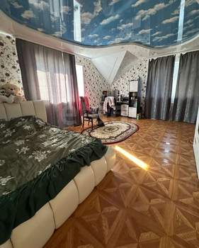 Дом 208м², 2-этажный, участок 7 сот.  