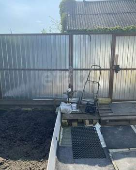 Дом 65м&sup2;, 2-этажный, участок 4 сот.  