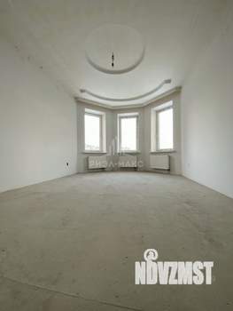 Дом 412м&sup2;, 3-этажный, участок 16 сот.  