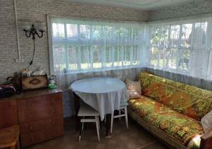 Дом 25м&sup2;, 2-этажный, участок 6 сот.  