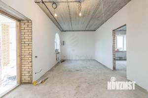 Дом 400м&sup2;, 3-этажный, участок 10 сот.  