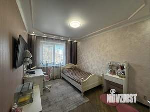 Таунхаус 220м&sup2;, 3-этажный, участок 11 сот.  