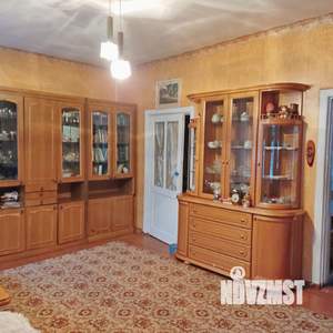 Дом 60м&sup2;, 1-этажный, участок 6 сот.  