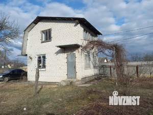 Дом 30м&sup2;, 2-этажный, участок 5 сот.  