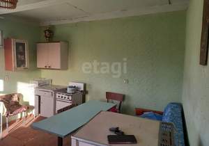 Дом 30м², 2-этажный, участок 5 сот.  