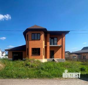 Дом 250м², 2-этажный, участок 10 сот.  