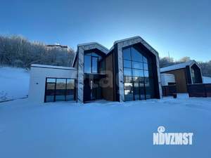 Дом 242м&sup2;, 2-этажный, участок 12 сот.  