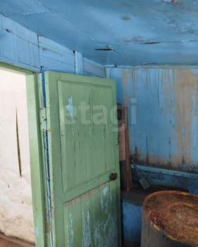 Дом 18м&sup2;, 2-этажный, участок 6 сот.  