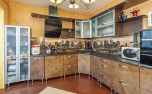 Дом 168м&sup2;, 2-этажный, участок 11 сот.  