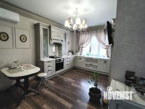 Дом 280м², 3-этажный, участок 1275 сот.  