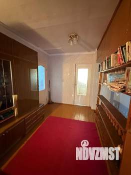 Дом 444м², 3-этажный, участок 9 сот.  