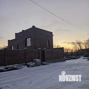 Коттедж 240м&sup2;, 2-этажный, участок 7 сот.  