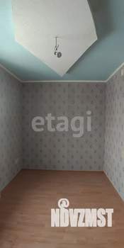 Дом 496м², 3-этажный, участок 6 сот.  