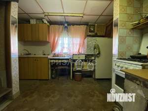 Дом 61м², 2-этажный, участок 6 сот.  