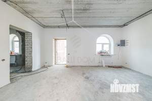 Дом 400м&sup2;, 3-этажный, участок 10 сот.  