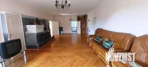 Дом 571м², 5-этажный, участок 35 сот.  