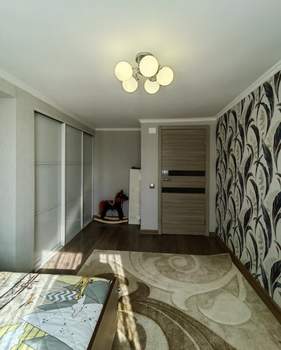 Дом 127м&sup2;, 2-этажный, участок 4 сот.  