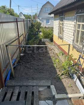 Дом 65м&sup2;, 2-этажный, участок 4 сот.  