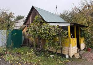 Дом 10м², 2-этажный, участок 6 сот.  