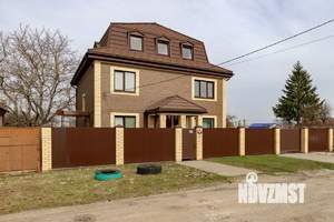 Дом 240м², 3-этажный, участок 9 сот.  