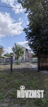 Дом 111м², 2-этажный, участок 10 сот.  