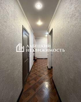 Дом 146м², 3-этажный, участок 1 сот.  