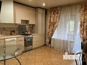 Дом 204м&sup2;, 2-этажный, участок 8 сот.  