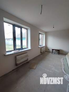 Коттедж 193м², 2-этажный, участок 9 сот.  