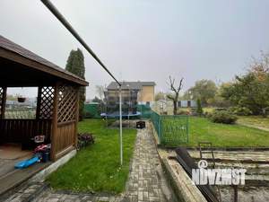 Дом 243м², 3-этажный, участок 15 сот.  