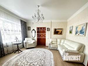 Дом 172м&sup2;, 3-этажный, участок 5 сот.  