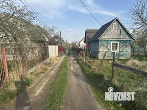 Дом 23м&sup2;, 2-этажный, участок 4 сот.  