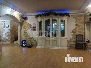 Дом 580м², 3-этажный, участок 10 сот.  