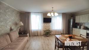 Дом 277м², 2-этажный, участок 14 сот.  
