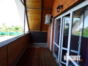 Коттедж 280м&sup2;, 2-этажный, участок 10 сот.  