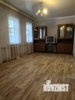 Дом 64м², 1-этажный, участок 6 сот.  