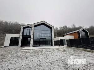 Дом 242м&sup2;, 2-этажный, участок 12 сот.  