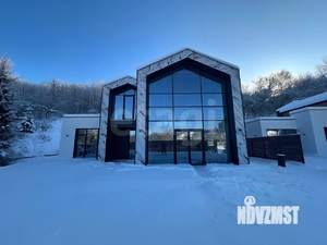 Дом 242м&sup2;, 2-этажный, участок 12 сот.  