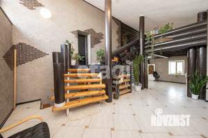 Дом 300м&sup2;, 2-этажный, участок 20 сот.  