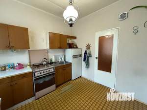 Дом 444м², 3-этажный, участок 9 сот.  