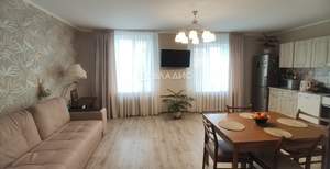 Дом 277м², 2-этажный, участок 14 сот.  
