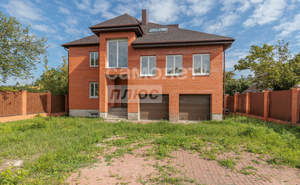 Дом 541м², 3-этажный, участок 8 сот.  