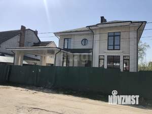 Дом 394м², 3-этажный, участок 8 сот.  