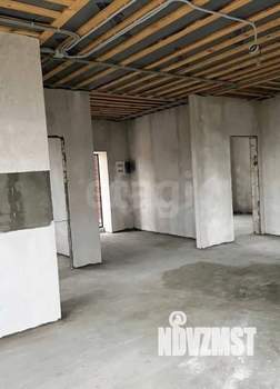 Дом 102м&sup2;, 2-этажный, участок 5 сот.  