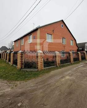 Дом 243м², 2-этажный, участок 6 сот.  