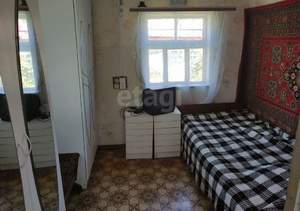 Дом 25м&sup2;, 2-этажный, участок 6 сот.  