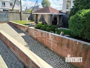 Дом 580м², 3-этажный, участок 10 сот.  