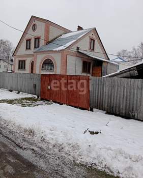 Дом 190м², 3-этажный, участок 11 сот.  