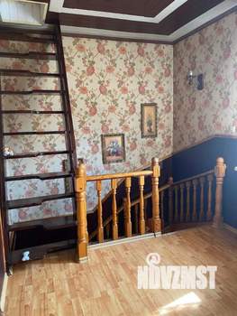 Дом 225м², 3-этажный, участок 10 сот.  