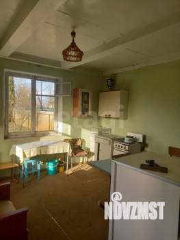 Дом 30м&sup2;, 2-этажный, участок 5 сот.  